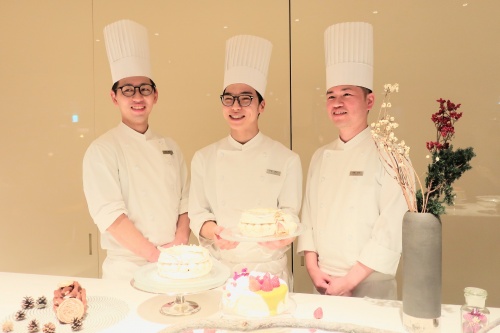ハイアットリージェンシー大阪のクリスマスケーキを手がけるシェフたち