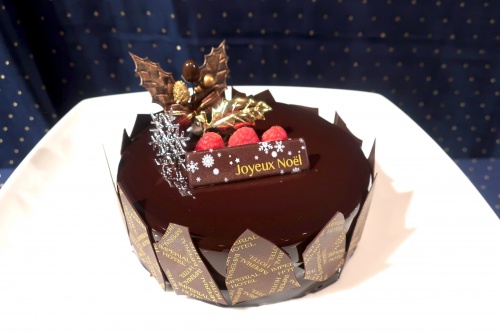 艶の美しい帝国ホテル大阪のチョコレートケーキ